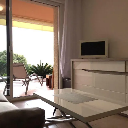 Apartment Une Chambre Avec Jardin Dans Avec Piscine Propriano (Corsica)